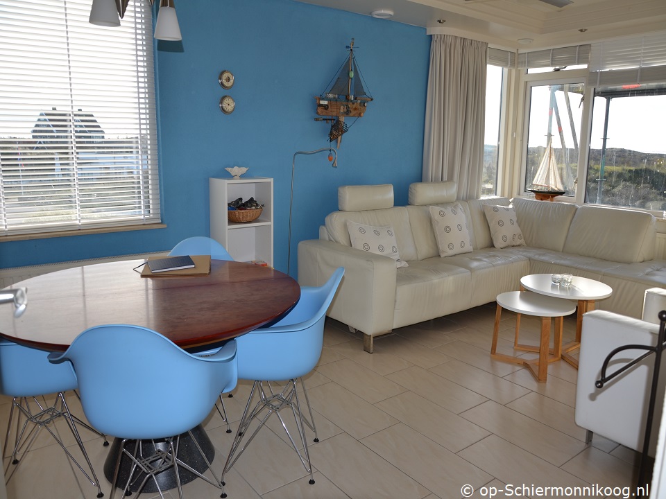  Zeezichtappartement 52